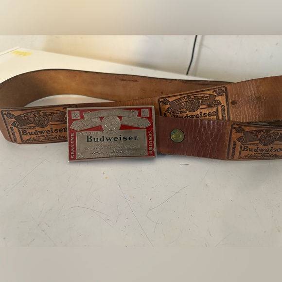 BUDWEISER BELT BUCKLE EUR 10,24 - FR
